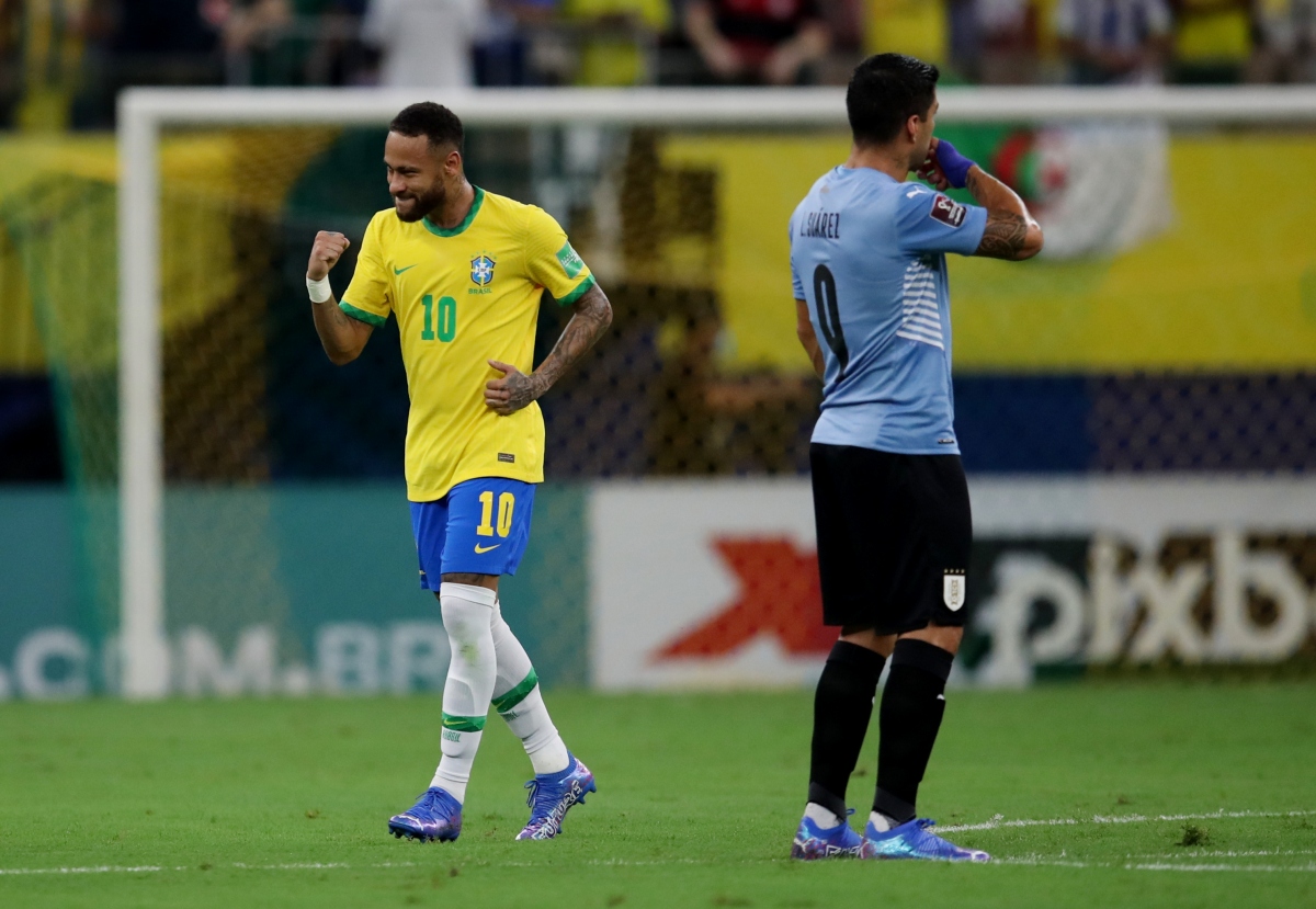 Neymar che mờ Suarez - Cavani, Brazil đại thắng Uruguay